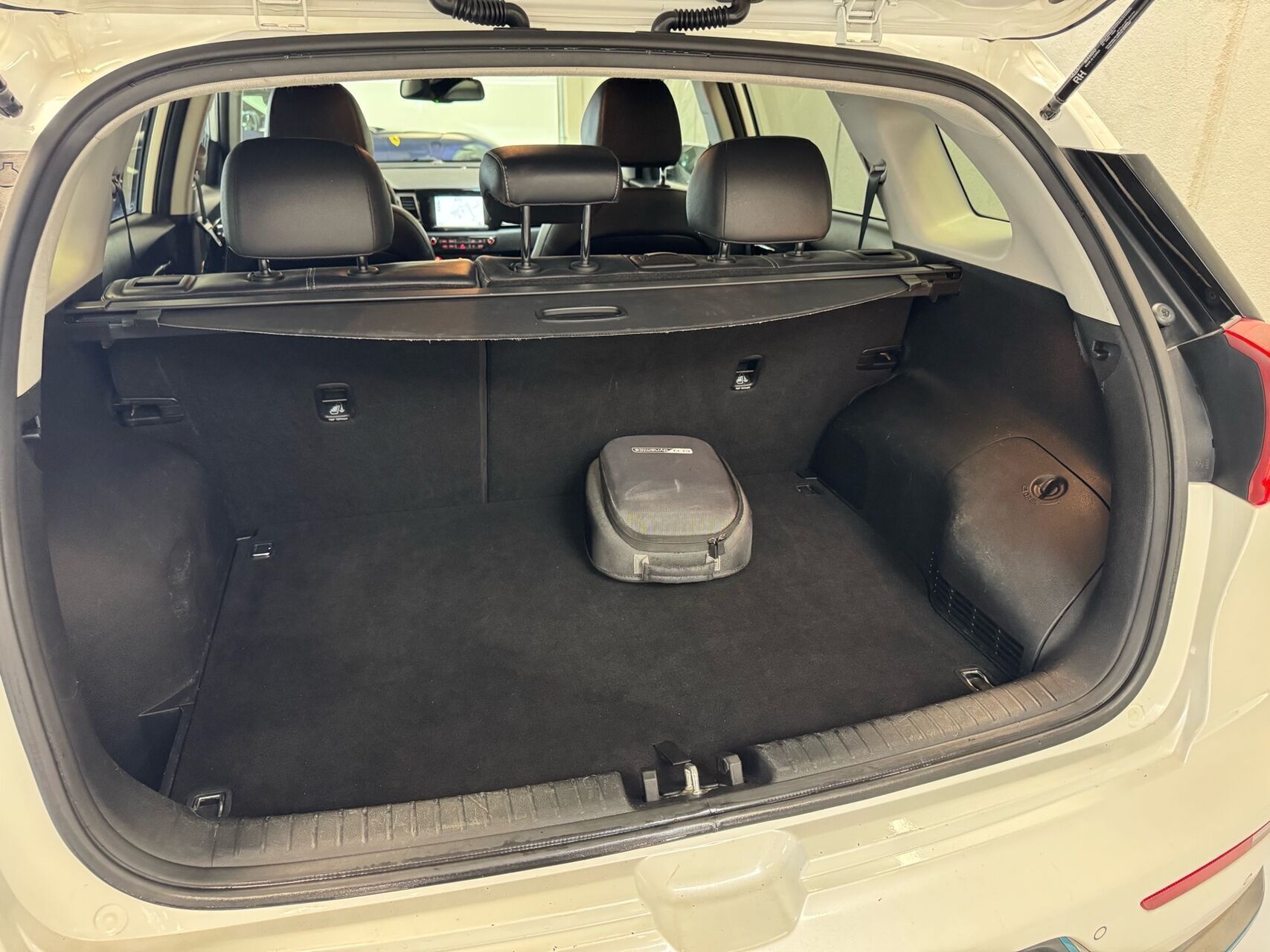 Hvid Kia Niro fra 2018