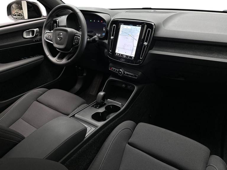 Volvo EX40 Single Motor Extended Range Black Edition 252HK 5d Aut.