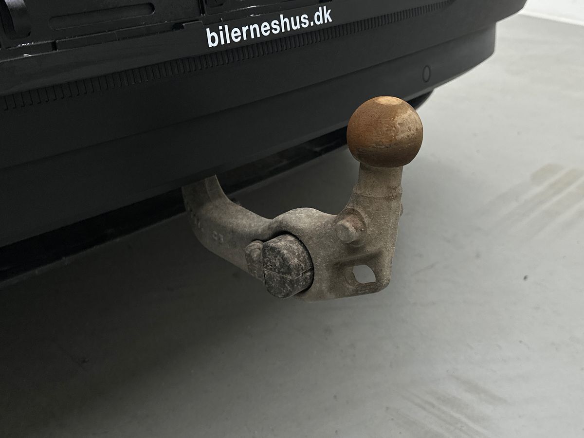 Hvid Volvo EX30 fra 2024