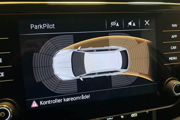 Sølv Skoda Superb fra 2019