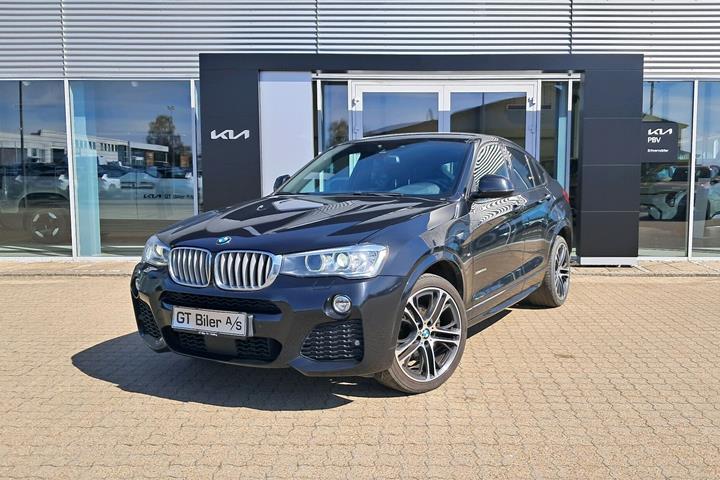 Sort BMW X4 fra 2015 set udefra