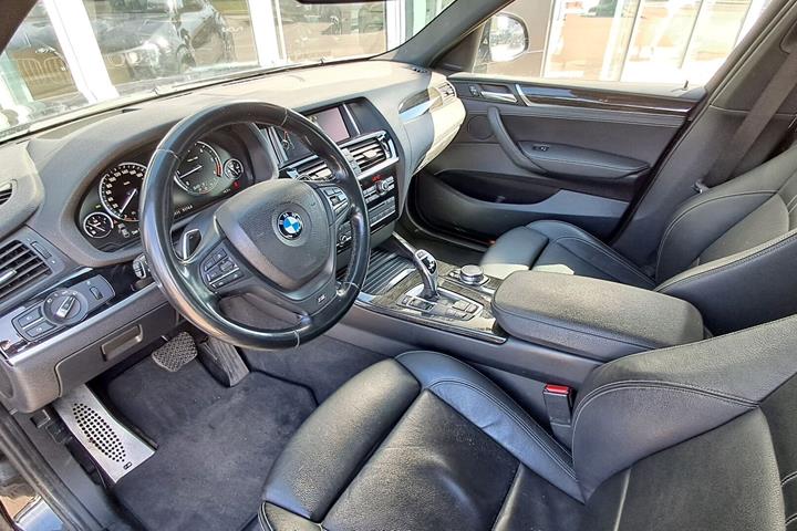 Sort BMW X4 fra 2015