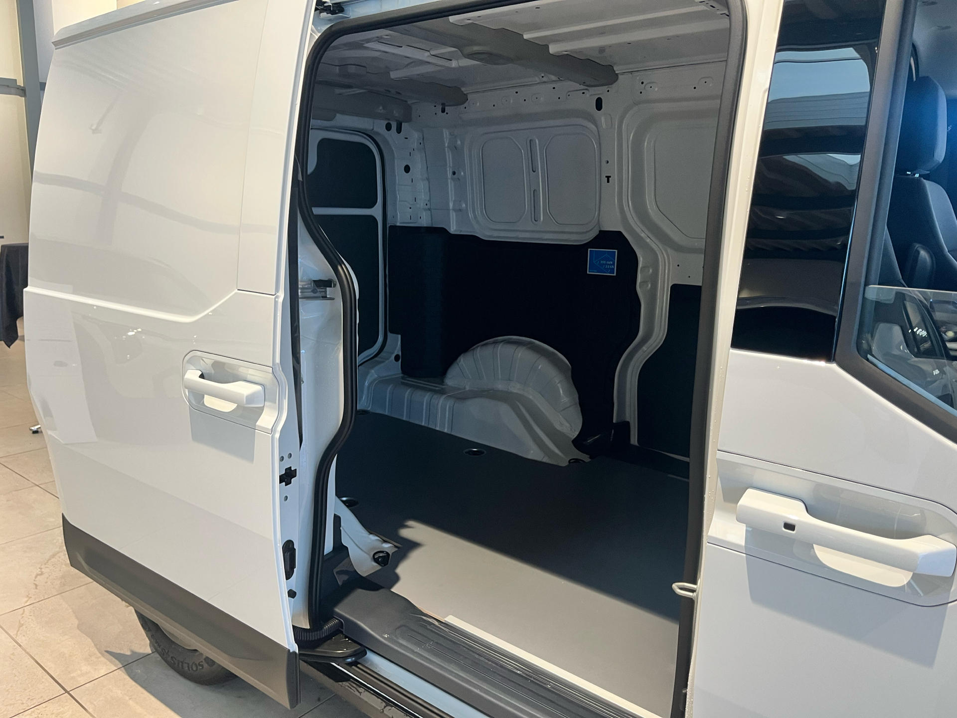 Hvid Kia PV5 Cargo fra 2026