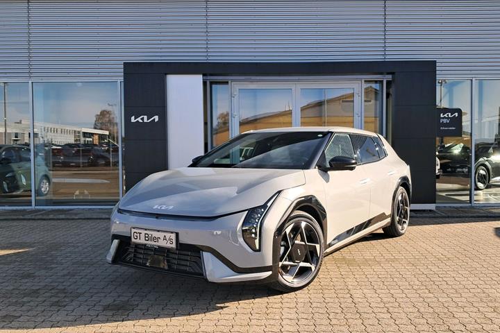 undefined Kia EV4 fra 2026 set udefra