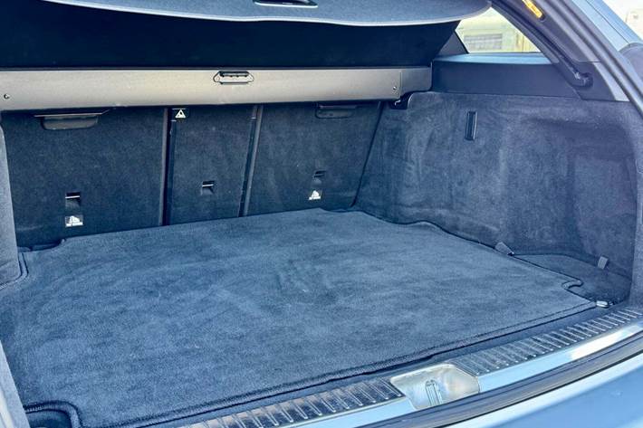 Sølv Mercedes C220 d fra 2020