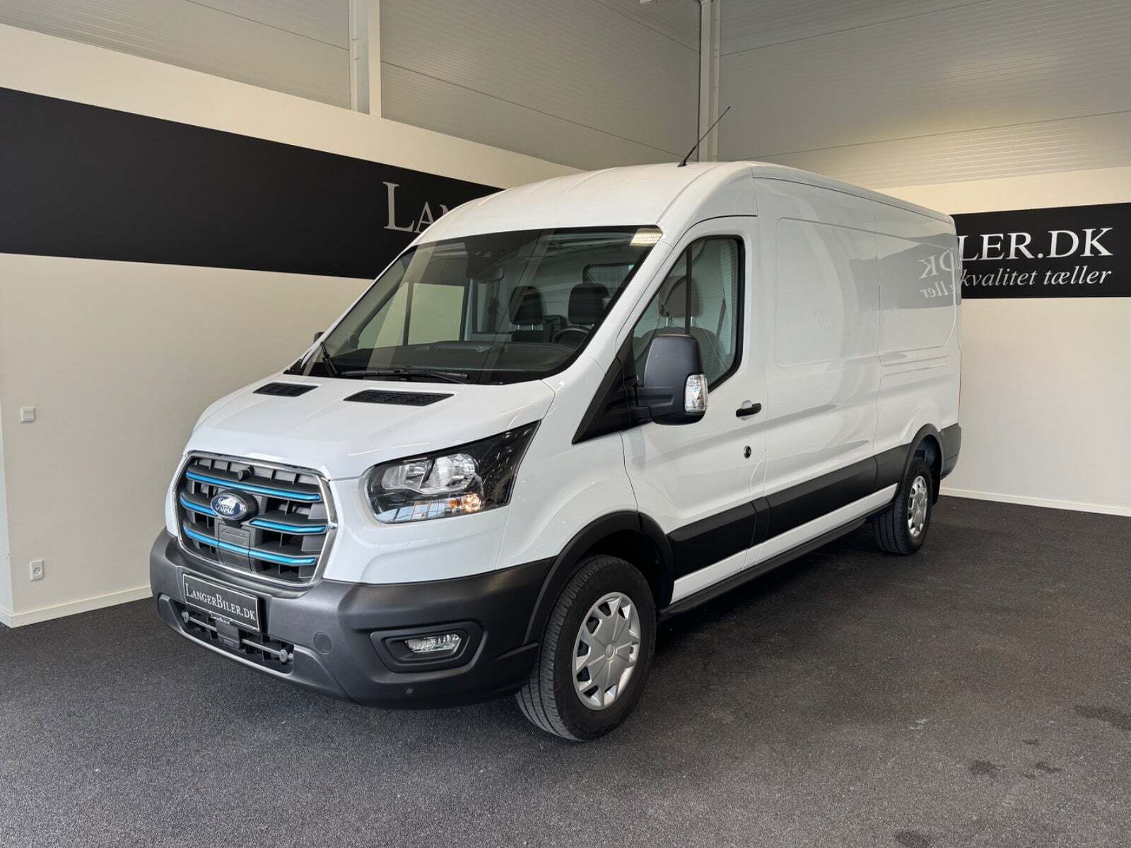 Ford E-Transit 350 L3 Van 68 Trend H2 RWD