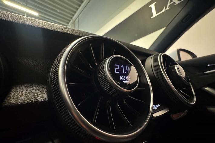 Hvid Audi TT fra 2016