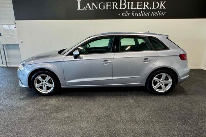 Sølv Audi A3 fra 2016