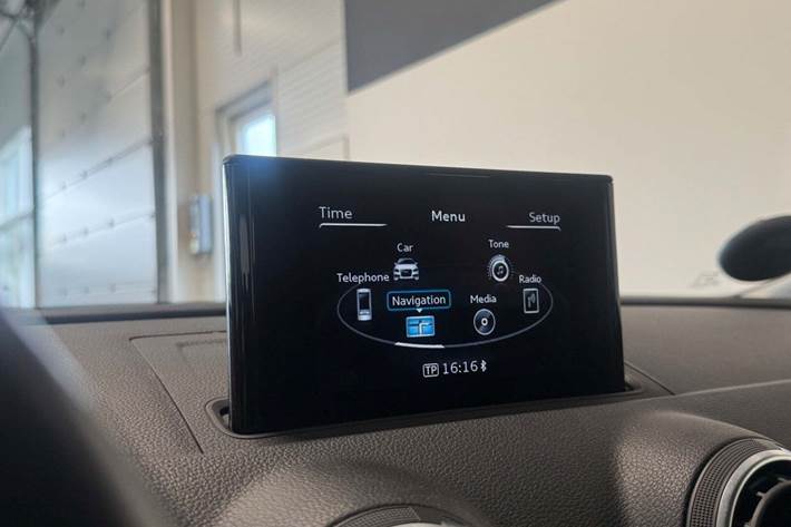 Sølv Audi A3 fra 2016