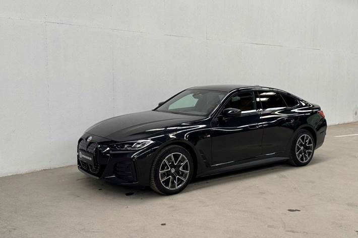 Sort BMW i4 fra 2022
