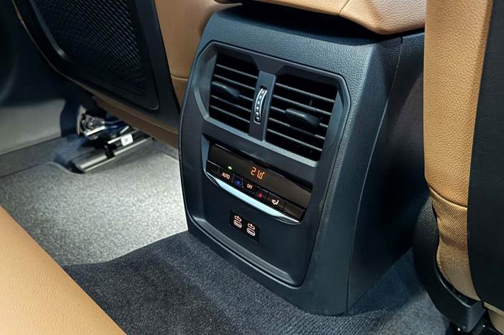 Sort BMW i4 fra 2022