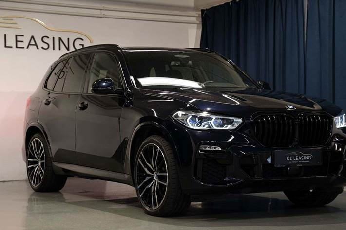 Sort BMW X5 fra 2021