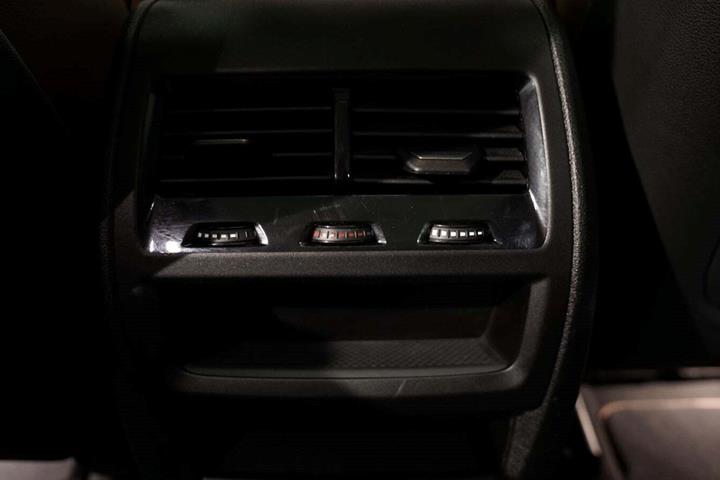 Sort BMW X5 fra 2021