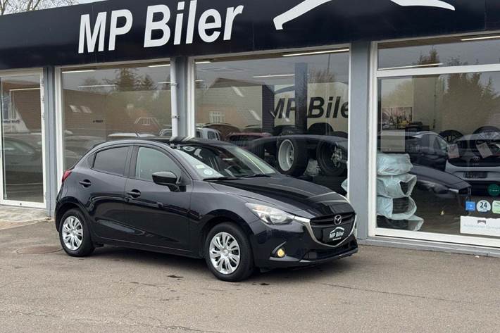 Sort Mazda 2 fra 2015