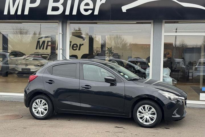 Sort Mazda 2 fra 2015