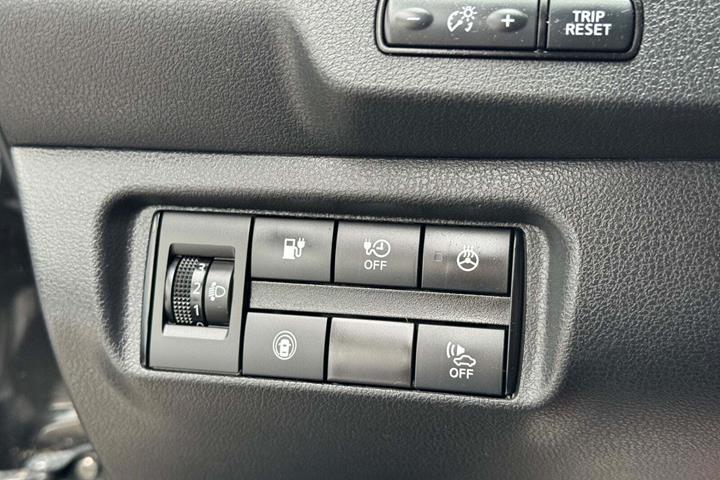 Sort Nissan Leaf fra 2021