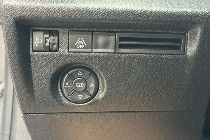 Grå Citroën C4 fra 2021
