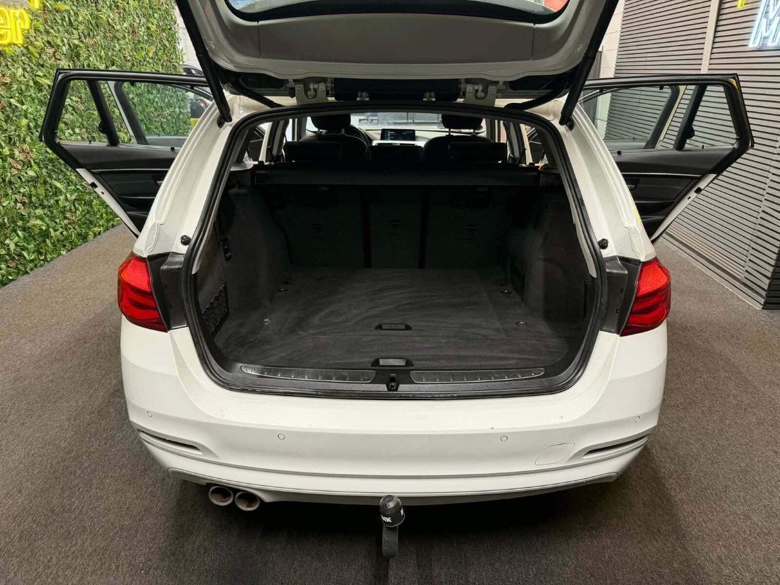 undefined BMW 320d fra 2017