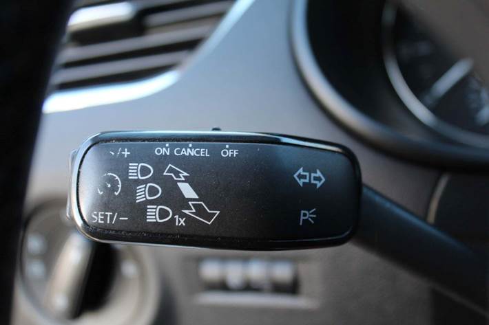 Hvid Skoda Octavia fra 2016