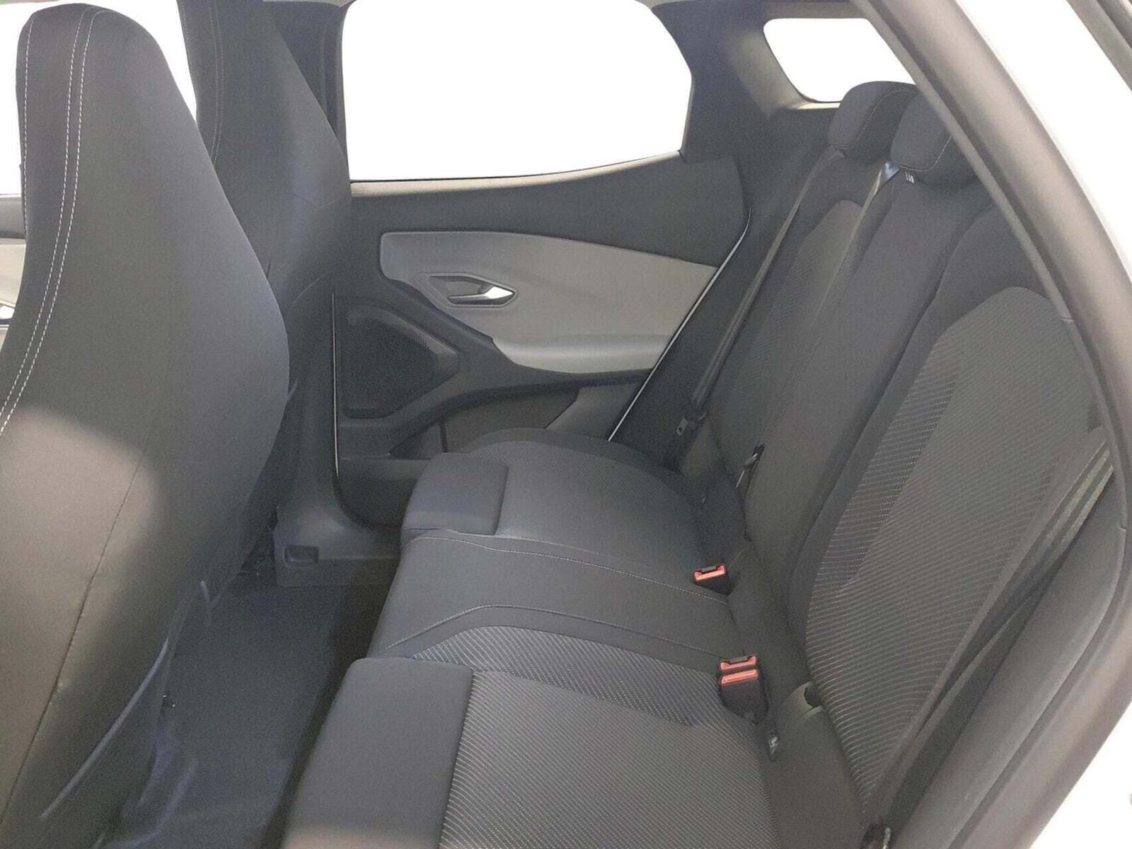 Ford Explorer 77 Select Extended Range