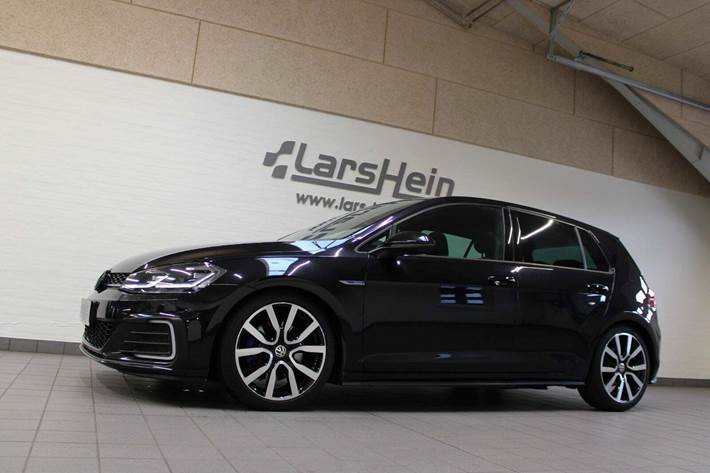 Sort VW Golf VII fra 2018