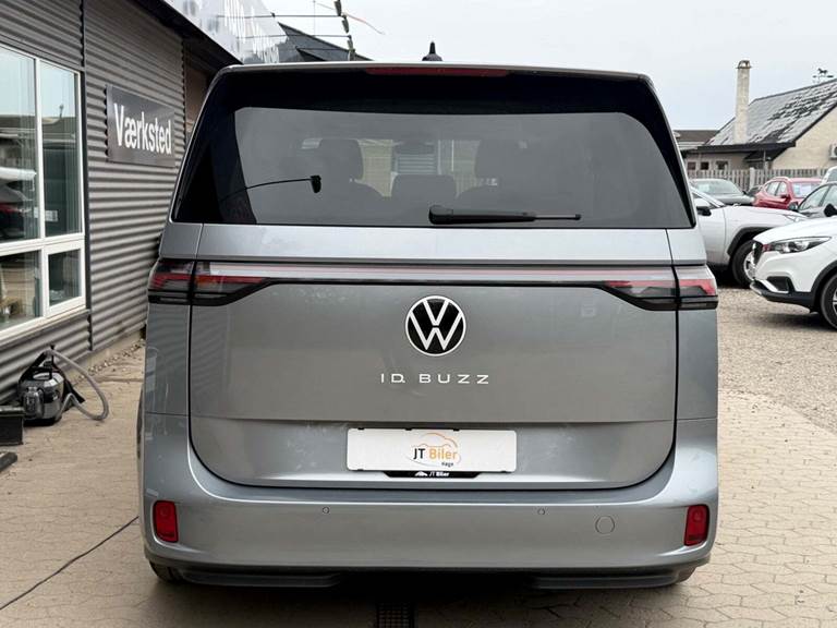VW ID.Buzz 77 Pro SWB