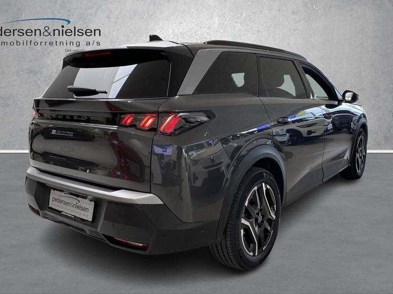 Peugeot e-5008 EL Allure 210HK 5d Aut.