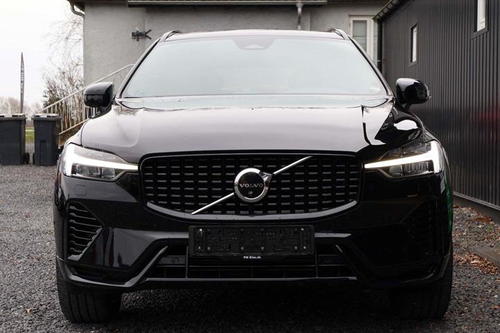 Sort Volvo XC60 fra 2023