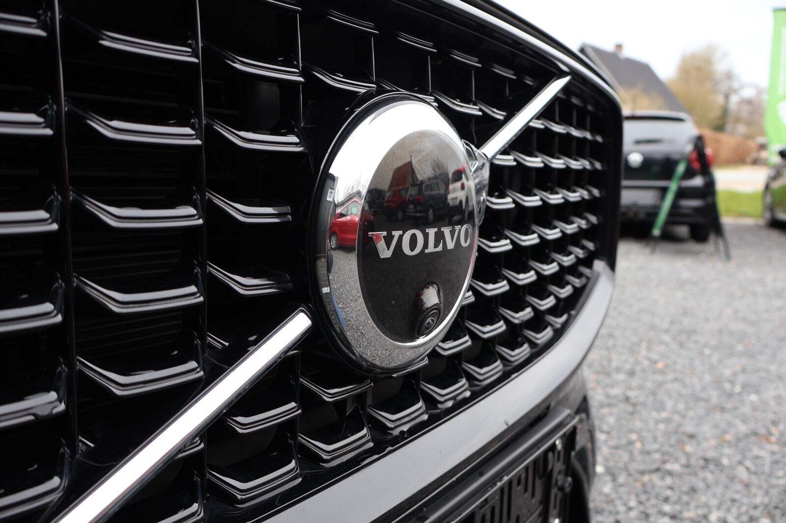 Volvo XC60 2,0 T8 ReCharge Ultimate Dark aut. AWD