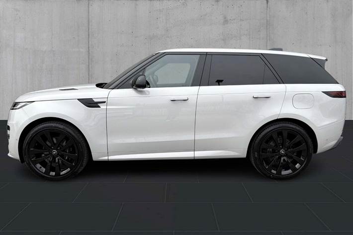 Grå Land Rover Range Rover sport fra 2025
