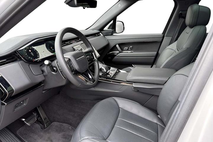 Grå Land Rover Range Rover sport fra 2025