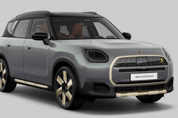 Grøn Mini Countryman SE fra 2024