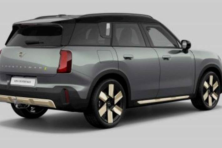 Grøn Mini Countryman SE fra 2024