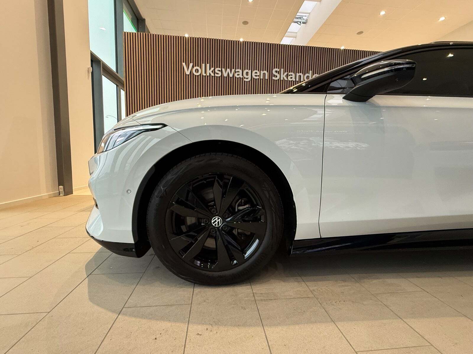 Hvid VW ID.7 fra 2025