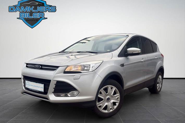 Sølv Ford Kuga fra 2015