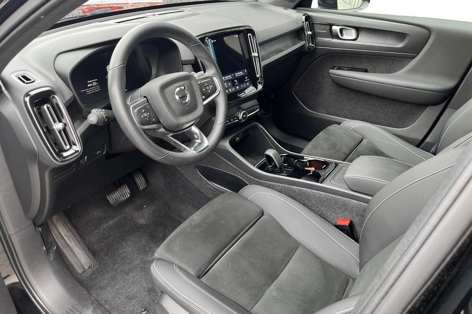 Volvo C40 P8 ReCharge Twin Pro