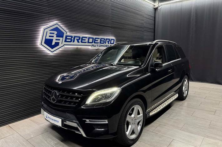 Sort Mercedes ML350 fra 2012