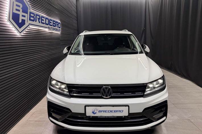 Hvid VW Tiguan fra 2019