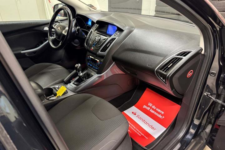 Sort Ford Focus fra 2013
