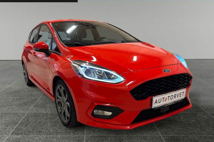 Rød Ford Fiesta fra 2020