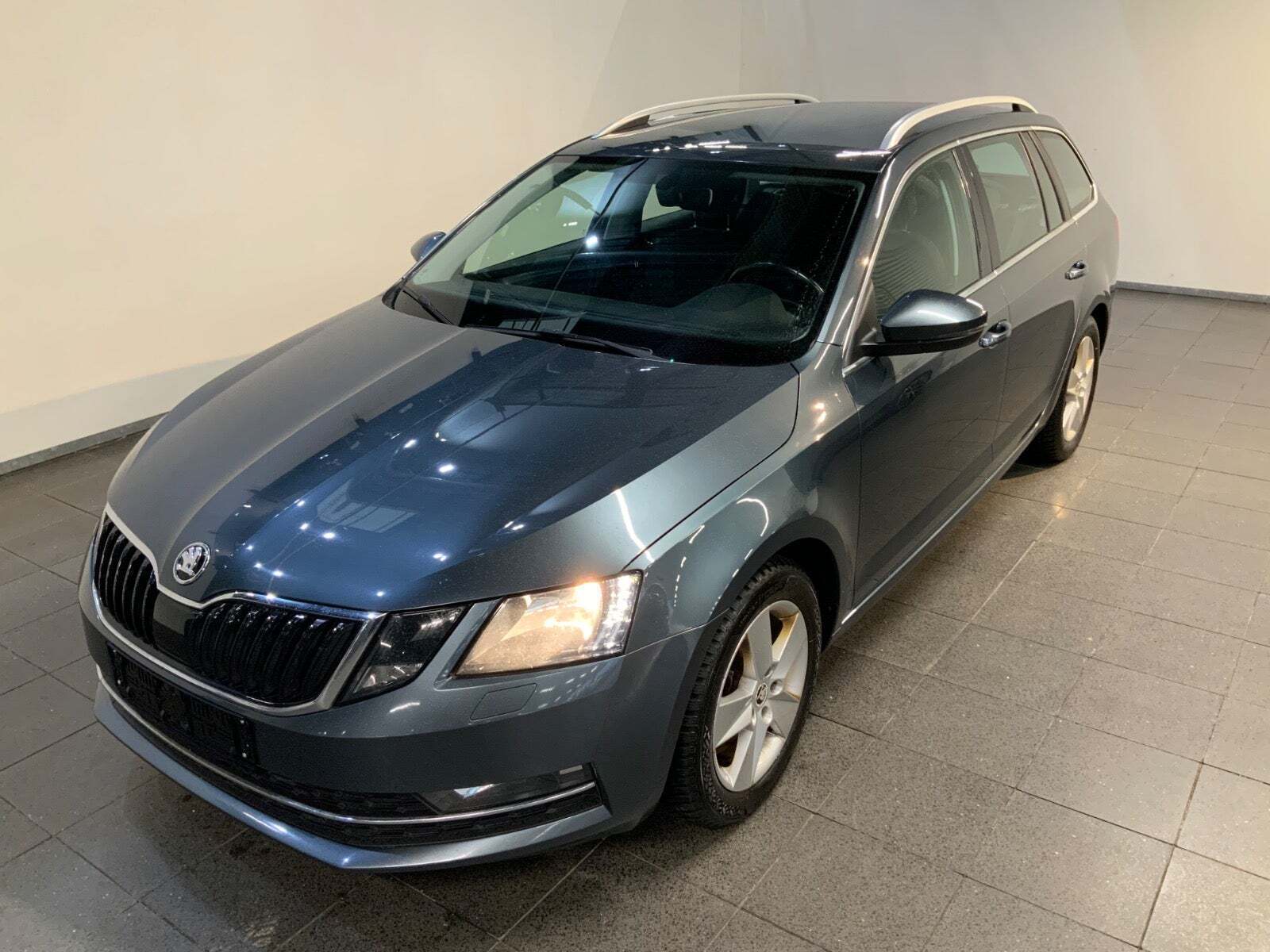 Skoda Octavia 2,0 TDi 150 Style Combi DSG