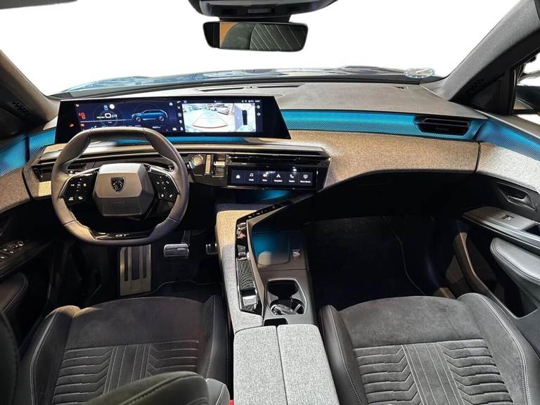 Peugeot e-5008 EL GT Pack 210HK 5d Aut.