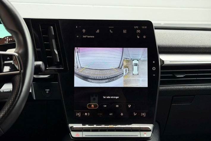 Grå Renault Megane E-Tech fra 2023