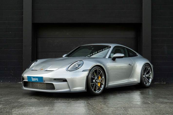 Sølv Porsche 911 GT3 fra 2023