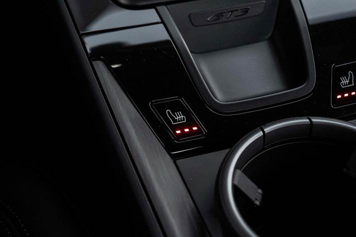 Sølv Porsche 911 GT3 fra 2023