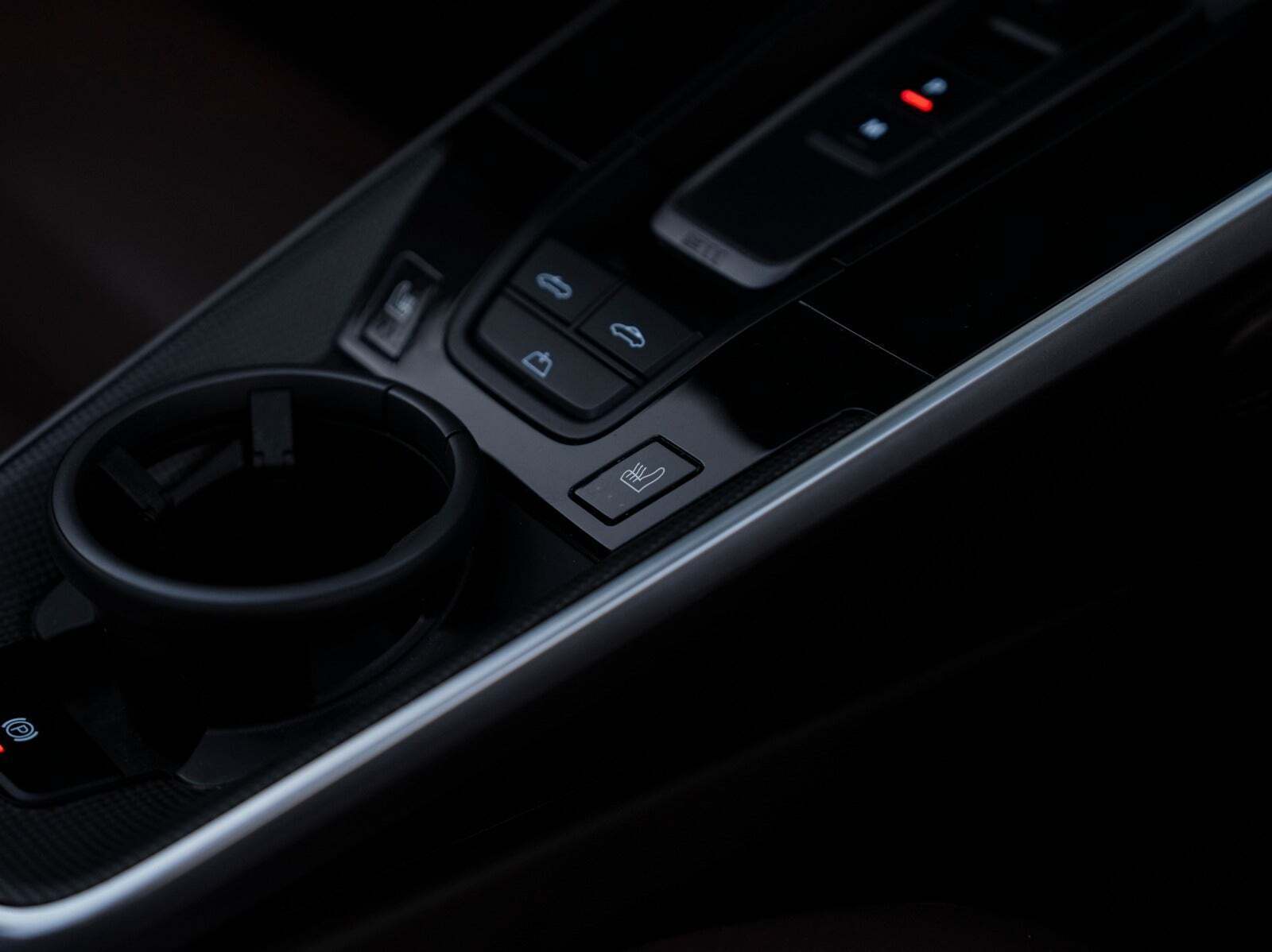 Blå Porsche 911 Carrera 4S fra 2020