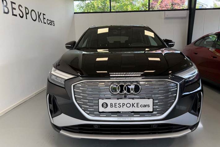 Sort Audi Q4 e-tron fra 2024