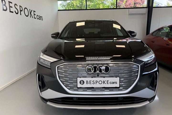 Sort Audi Q4 e-tron fra 2024