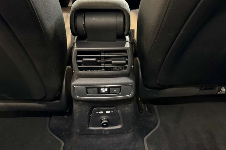 Sort Audi Q4 e-tron fra 2024