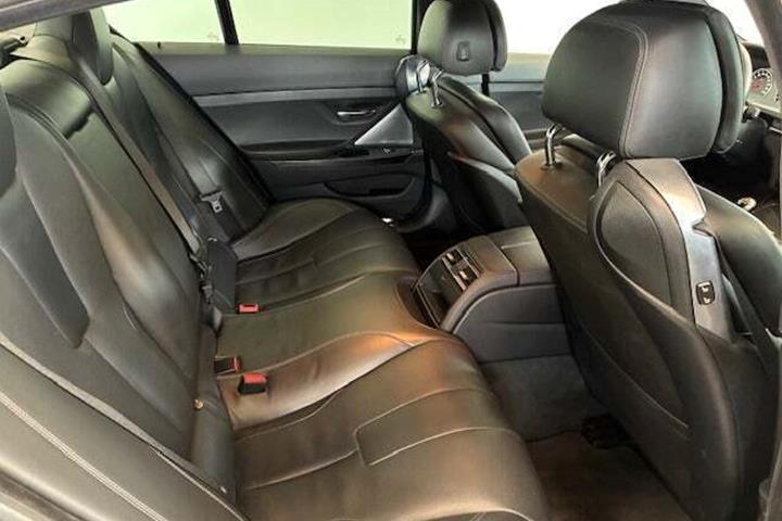 Sort BMW M6 fra 2015